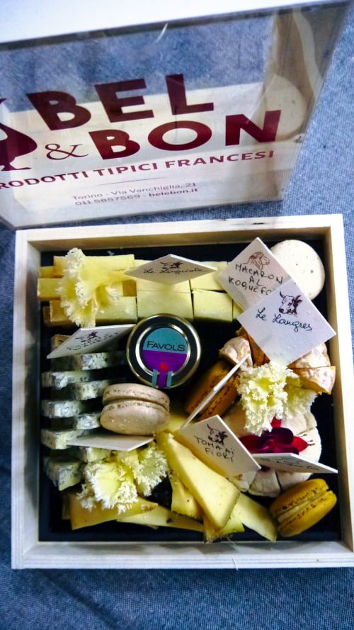 Aperitivo formaggio francese Torino